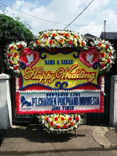 Karangan Bunga Pernikahan universitas palangka raya